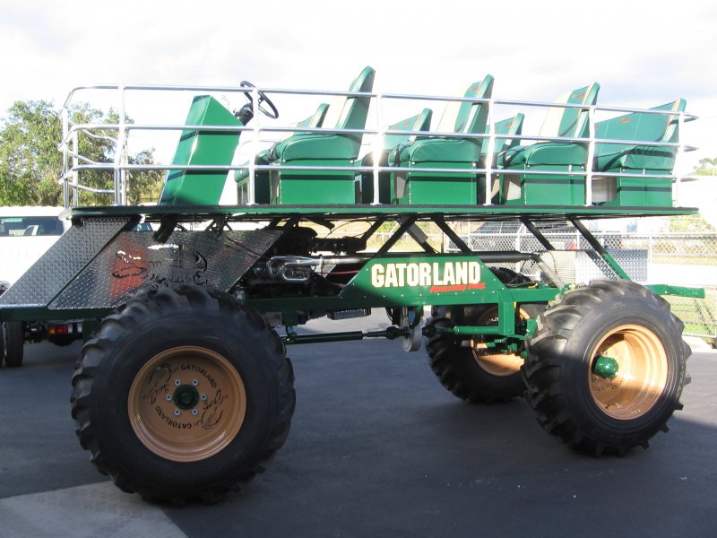 gatorland swamp buggy